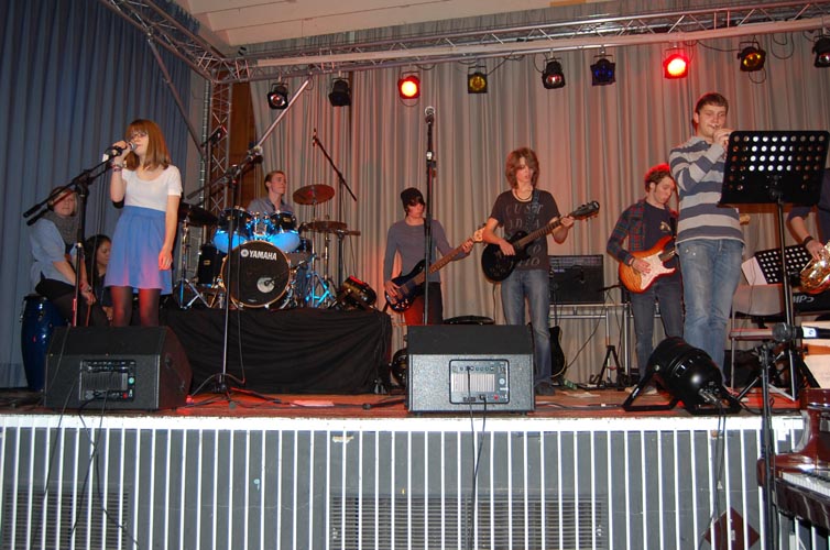 2012-januar-winterkonzert-ngo 112