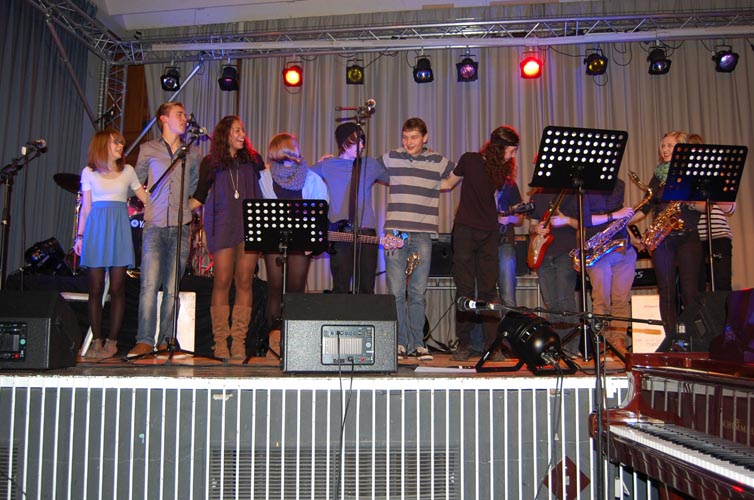 2012-januar-winterkonzert-ngo 222