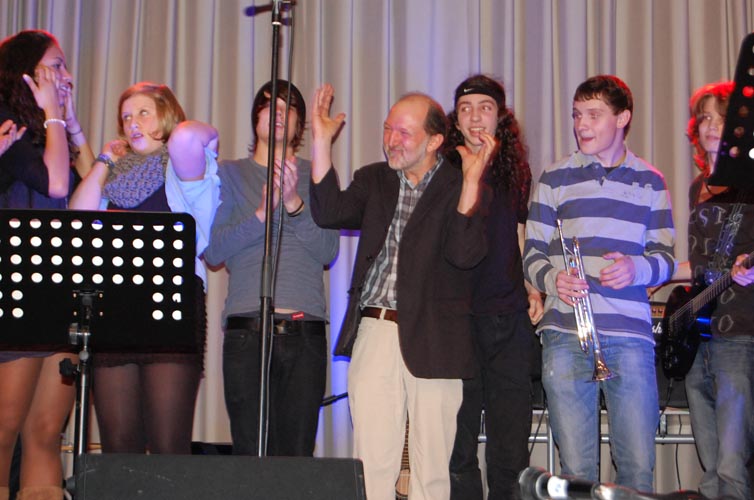 2012-januar-winterkonzert-ngo 240